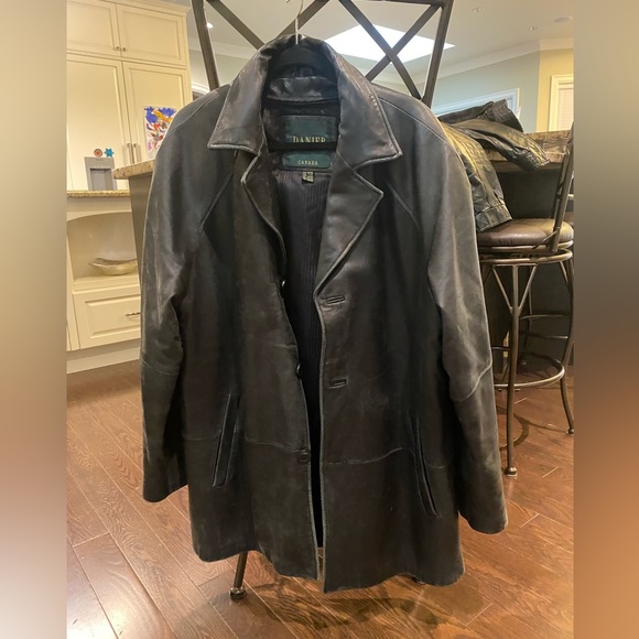 Large Danier Leather jacket - great for Halloween costume! - Picture 1 of 4
